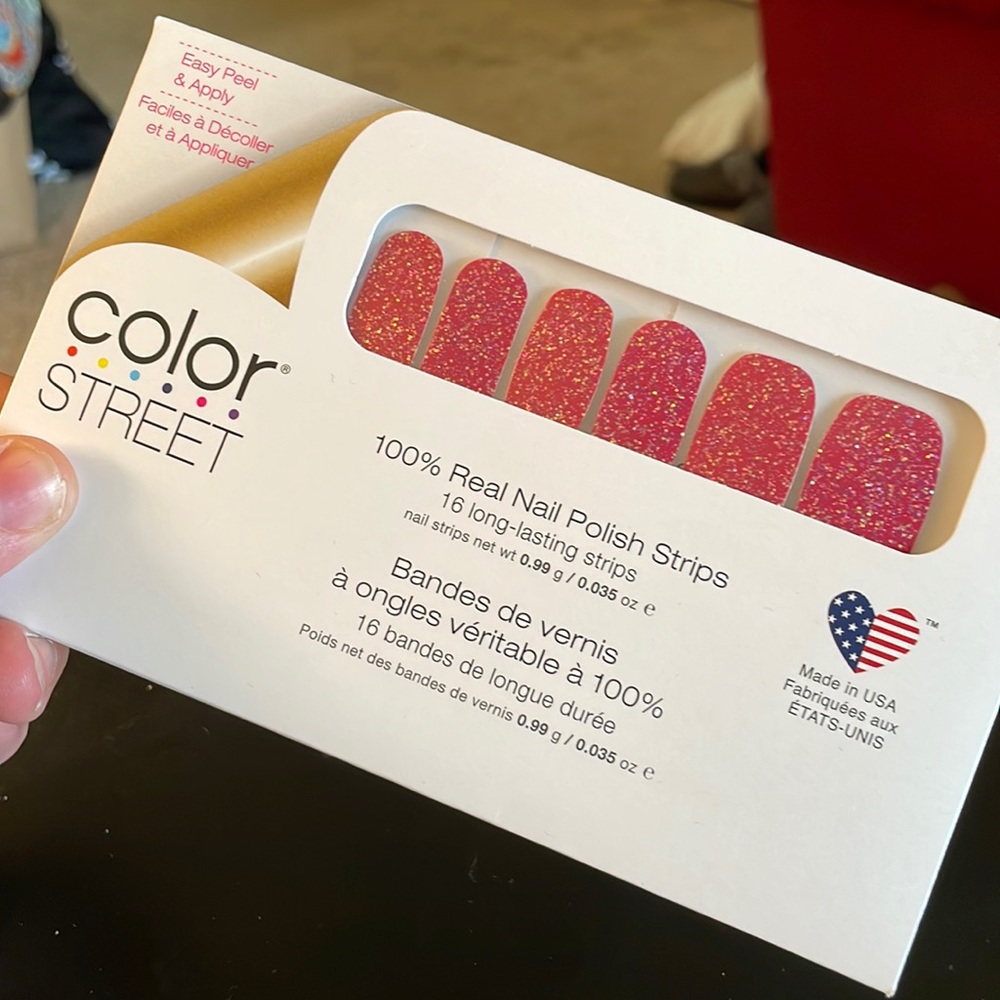 Color Street Nail Polish Strips - Chile It Cool